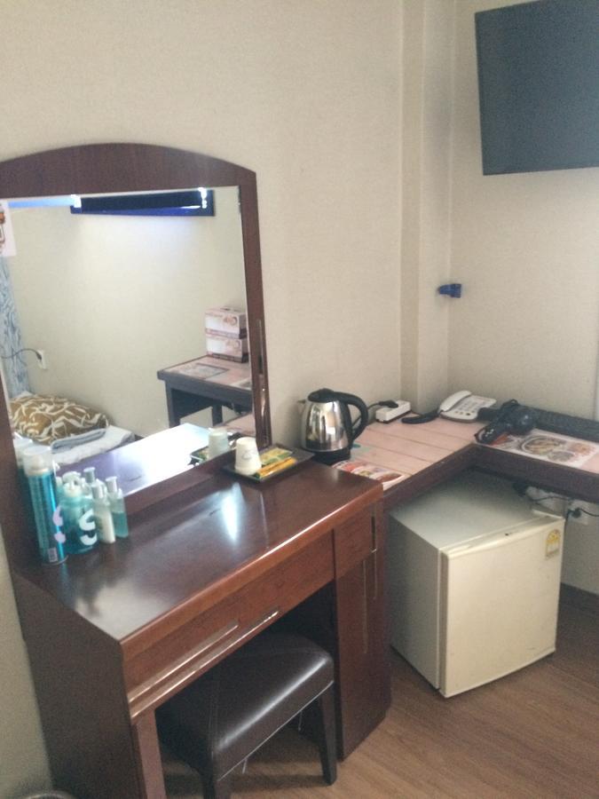 Yegrina Motel Nonsan Экстерьер фото